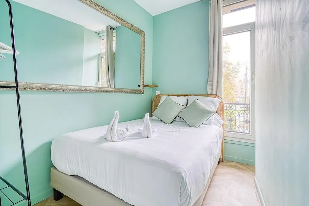 Apartment Proche Parc Monceau #arcdetriomphe *